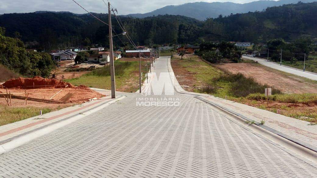 Terreno à venda no bairro Aymoré: 